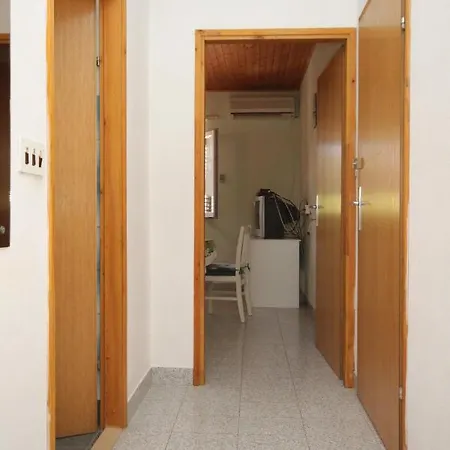 아파트 With A Parking Space Sali, Dugi Otok - 872