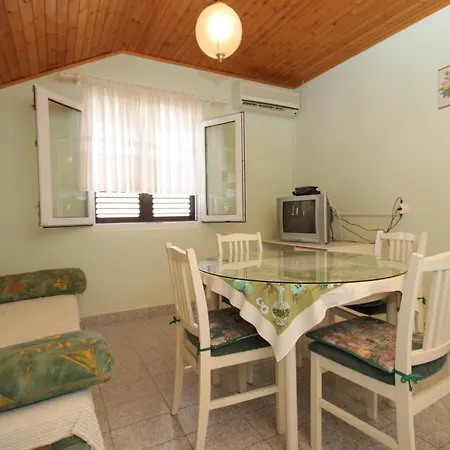 With Parking Space Sali, Dugi Otok - 872 סאלי